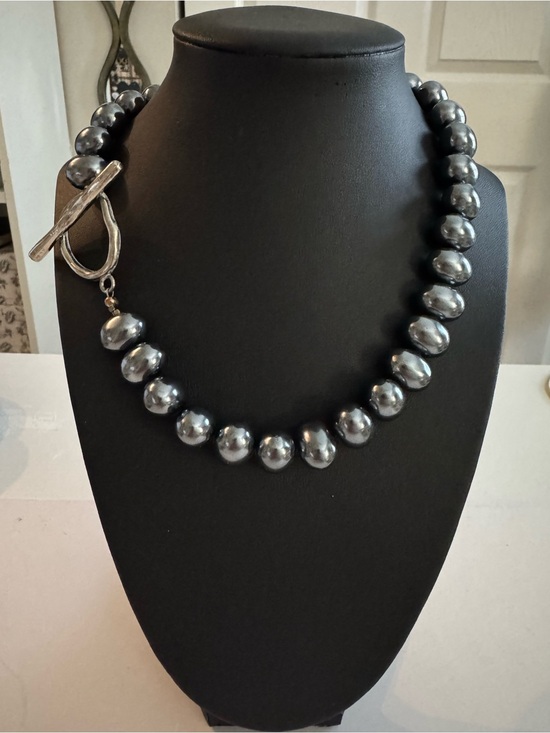 Jewelry - Malachite Necklace with Toggle Clasp